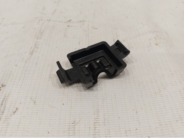 Camera Bracket (Front)